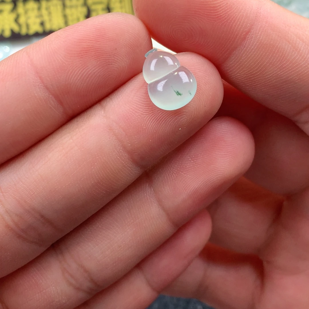 翡翠未镶嵌颈饰源头翡翠工厂一手货源