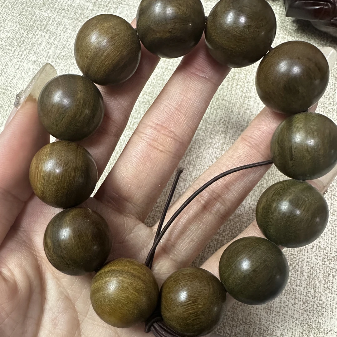 绿檀2.0手串珠子