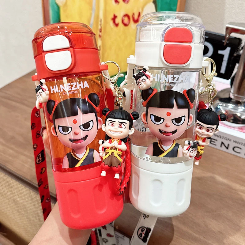 哪吒水杯儿童可爱吸管杯小学生高颜值夏季上学专用双饮杯便携水壶