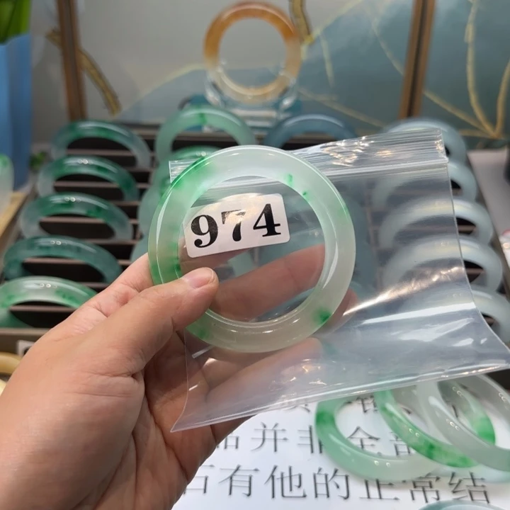 玉夏*时尚飘花手镯974