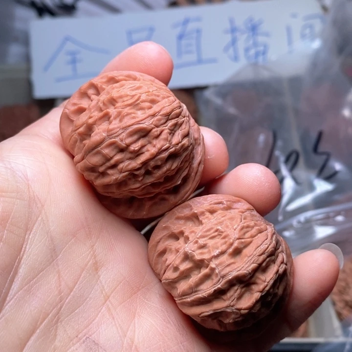 文玩核桃吊坠磨盘