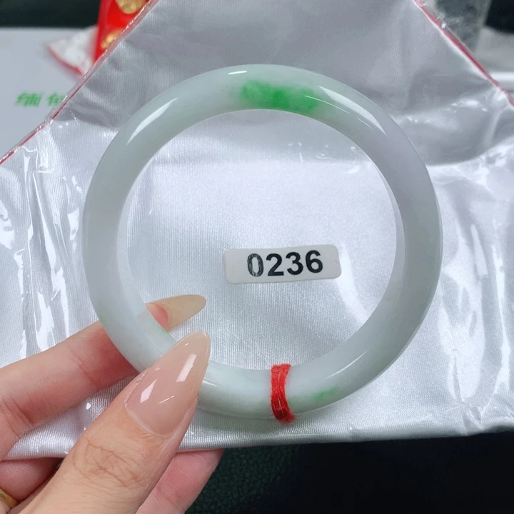 未镶嵌手镯翡翠编号0236 圈口61