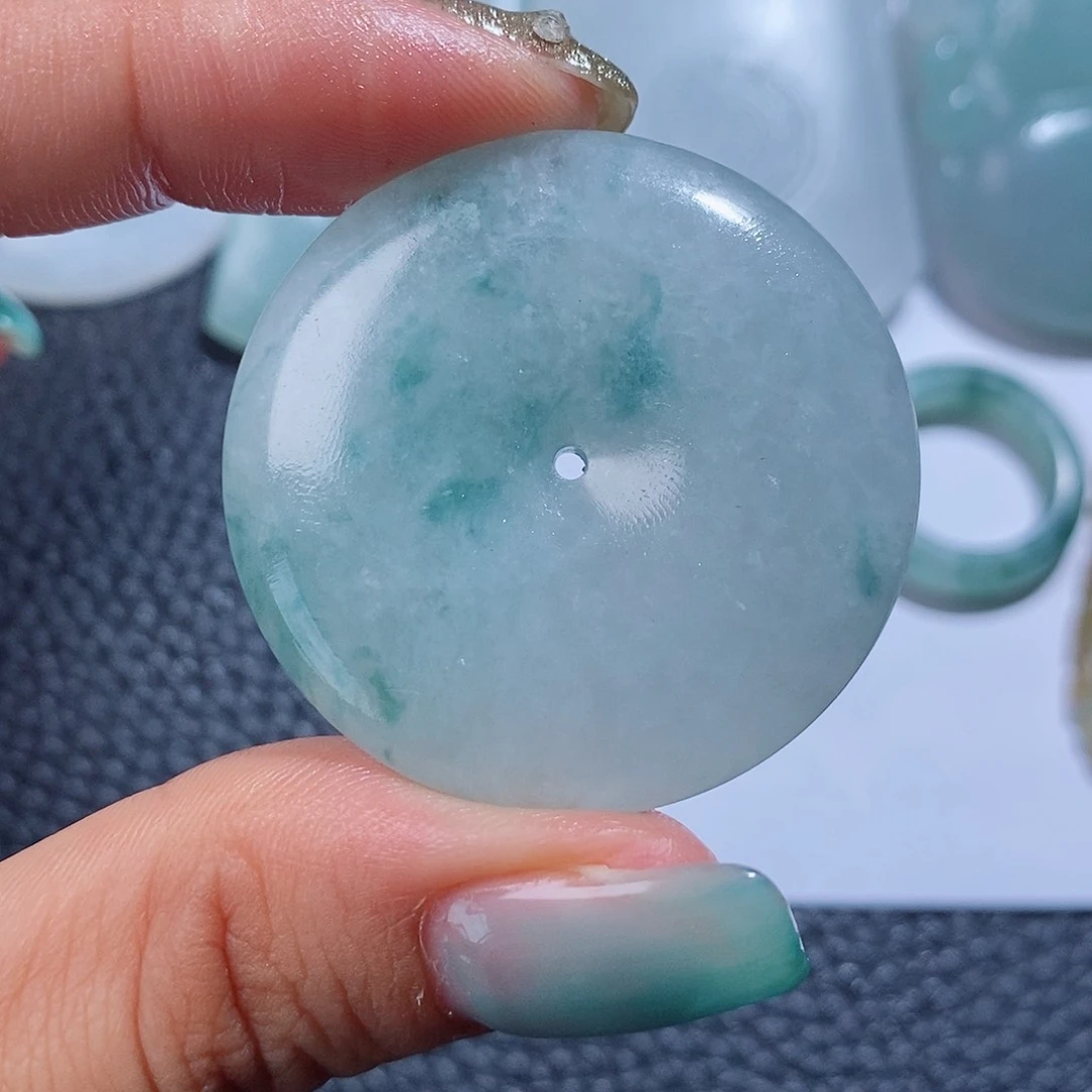 定制翡翠未镶嵌毛货付款后确认抛光