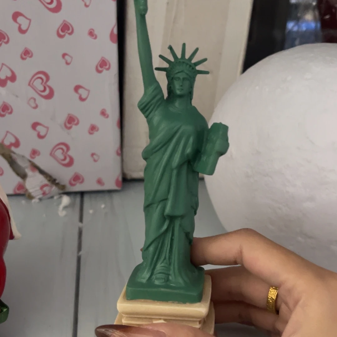 绿泥摆件等各种工具的使用