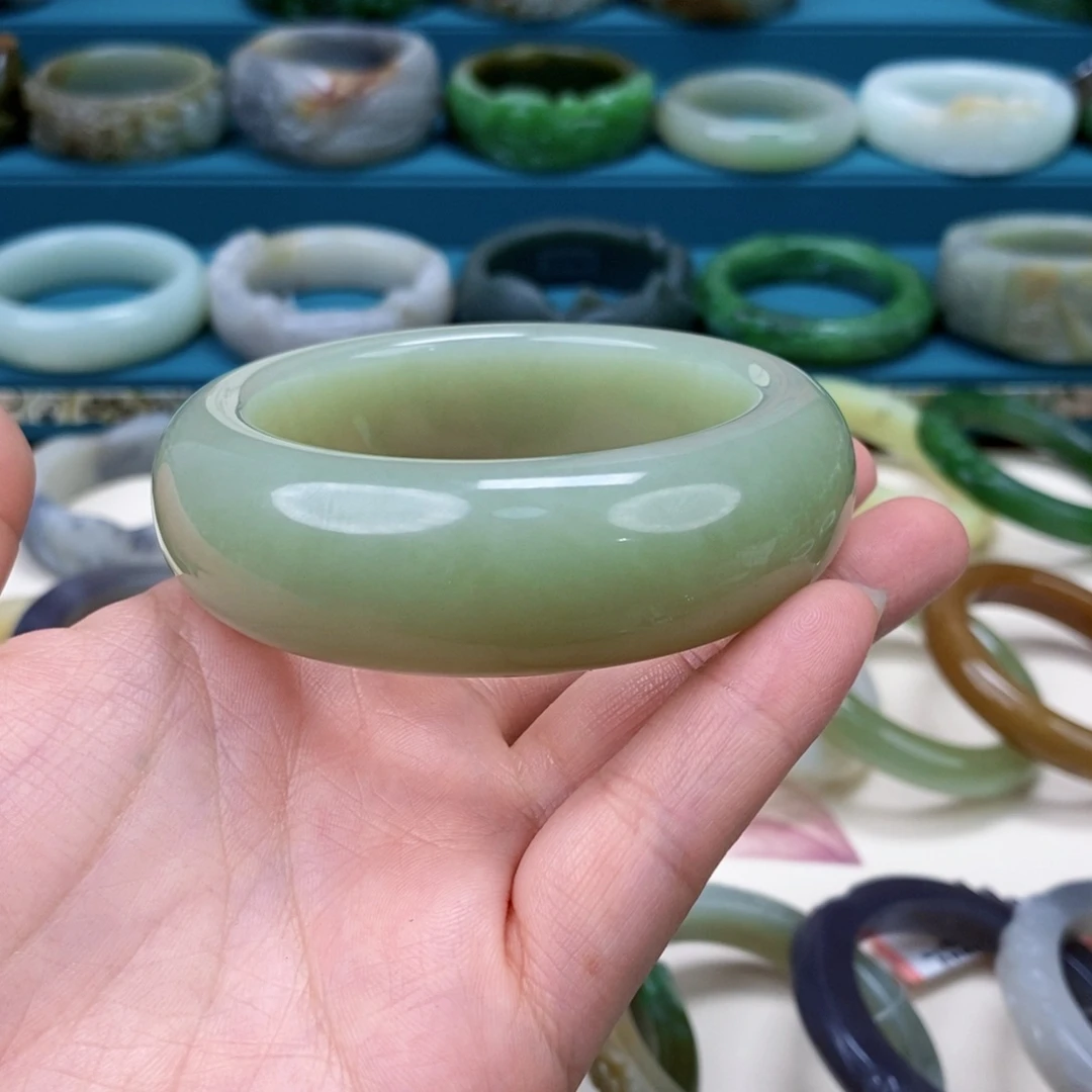 和田玉手镯57.4未镶嵌