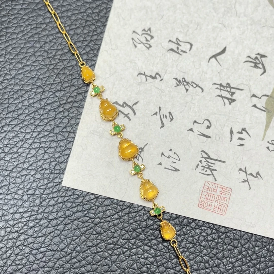 冰黄五福临门葫芦—翡翠18K金镶嵌手链
