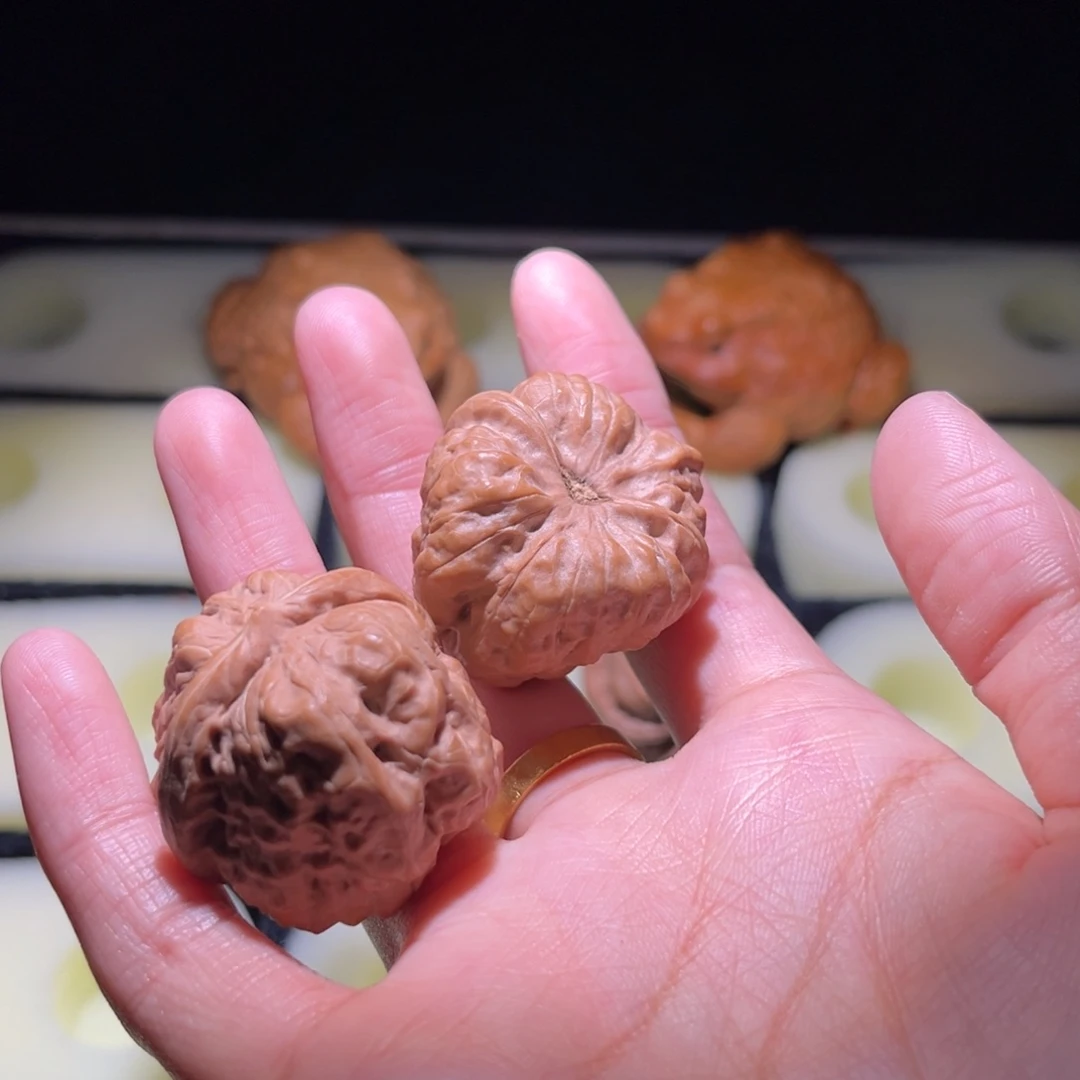 ****绵文玩核桃吊坠蛤蟆