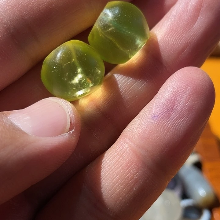 石英石随身携带物品