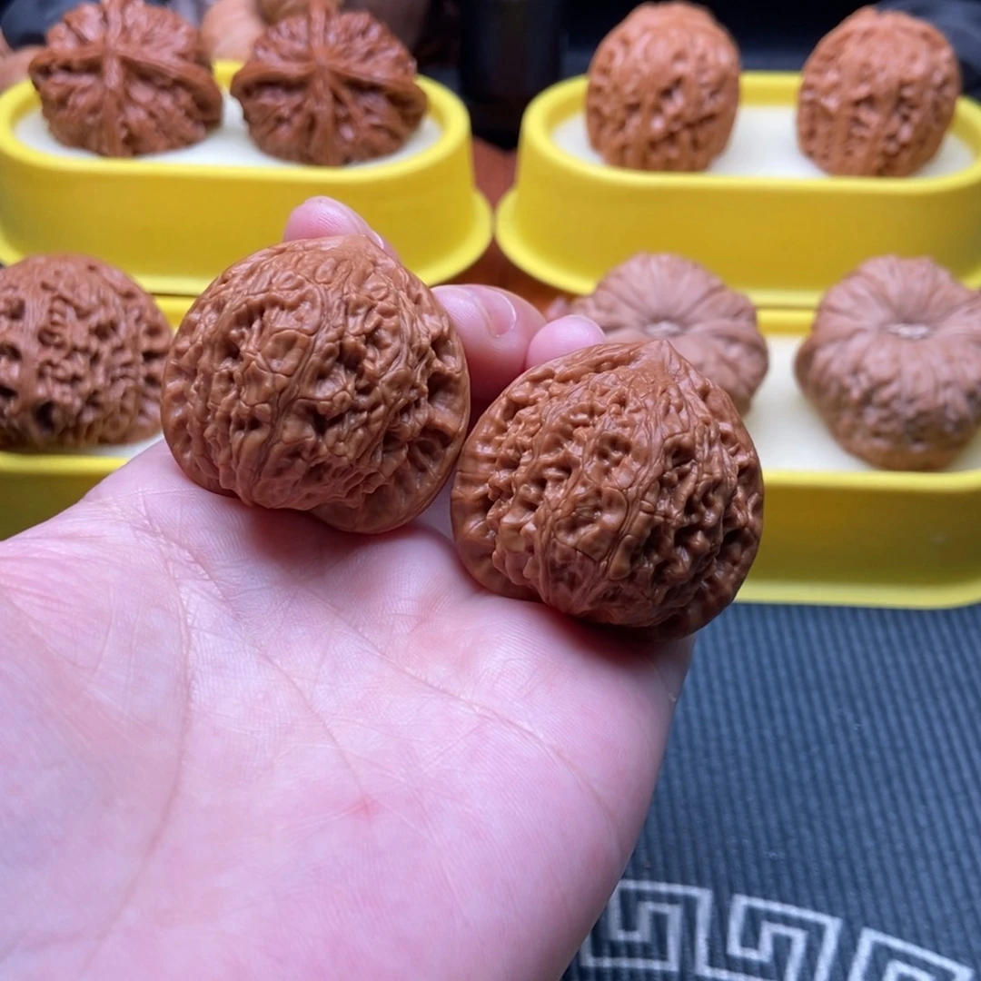 文玩核桃吊坠平谷寿桃