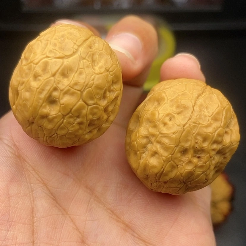 【闪购商品】把件文玩核桃32尺小金豆