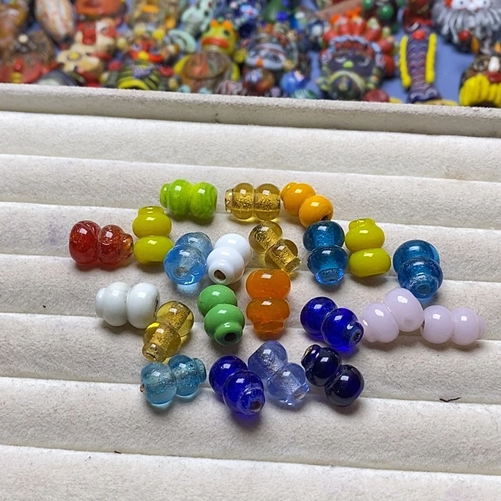 玻璃颈饰小福禄随机三个025