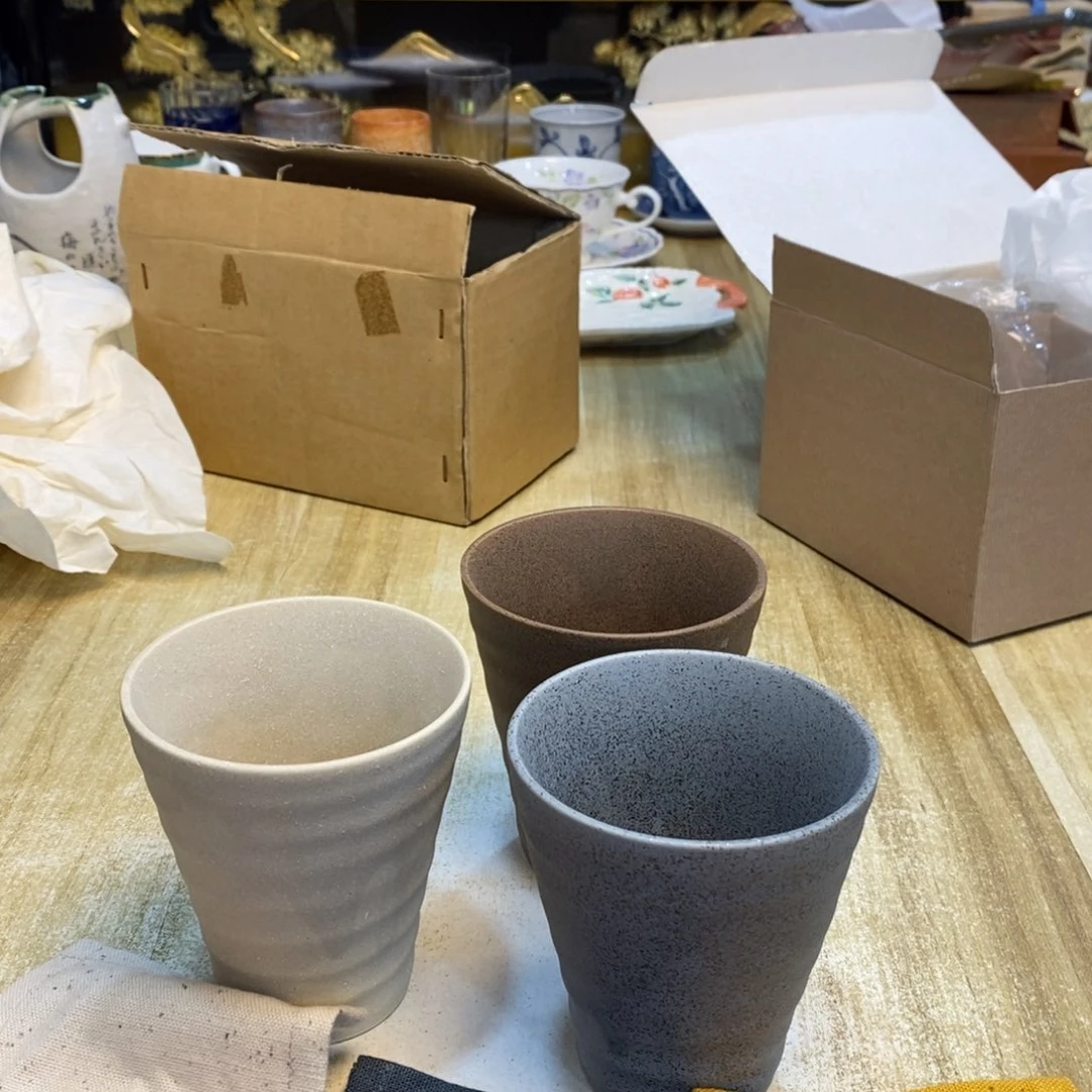 -***士易雅集工艺品有限公司