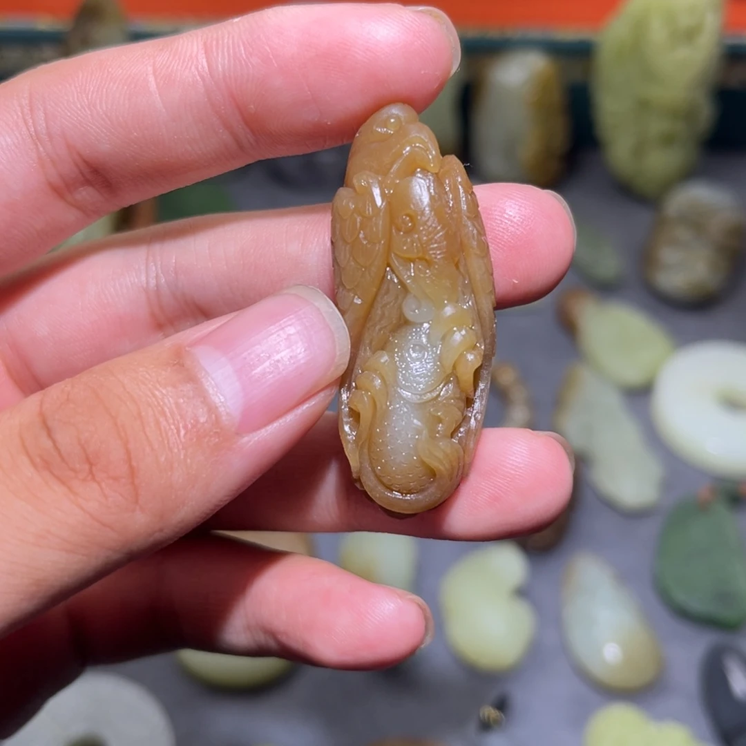 和田玉未镶嵌挂件