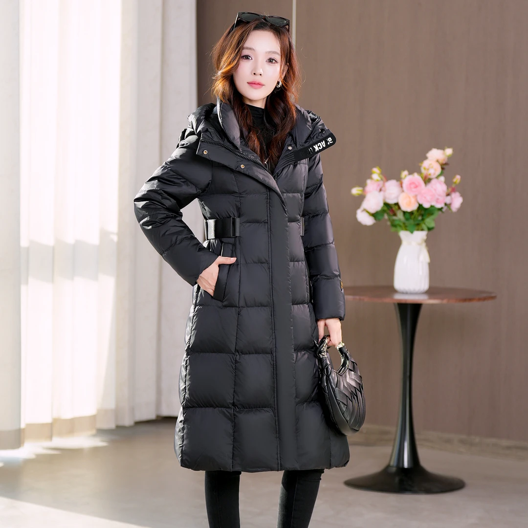新款时尚修身气质减龄显瘦羽绒服M-3XL