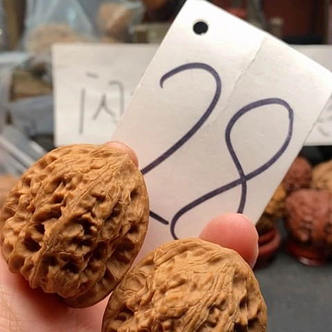 吊坠桃核37全品靠山王