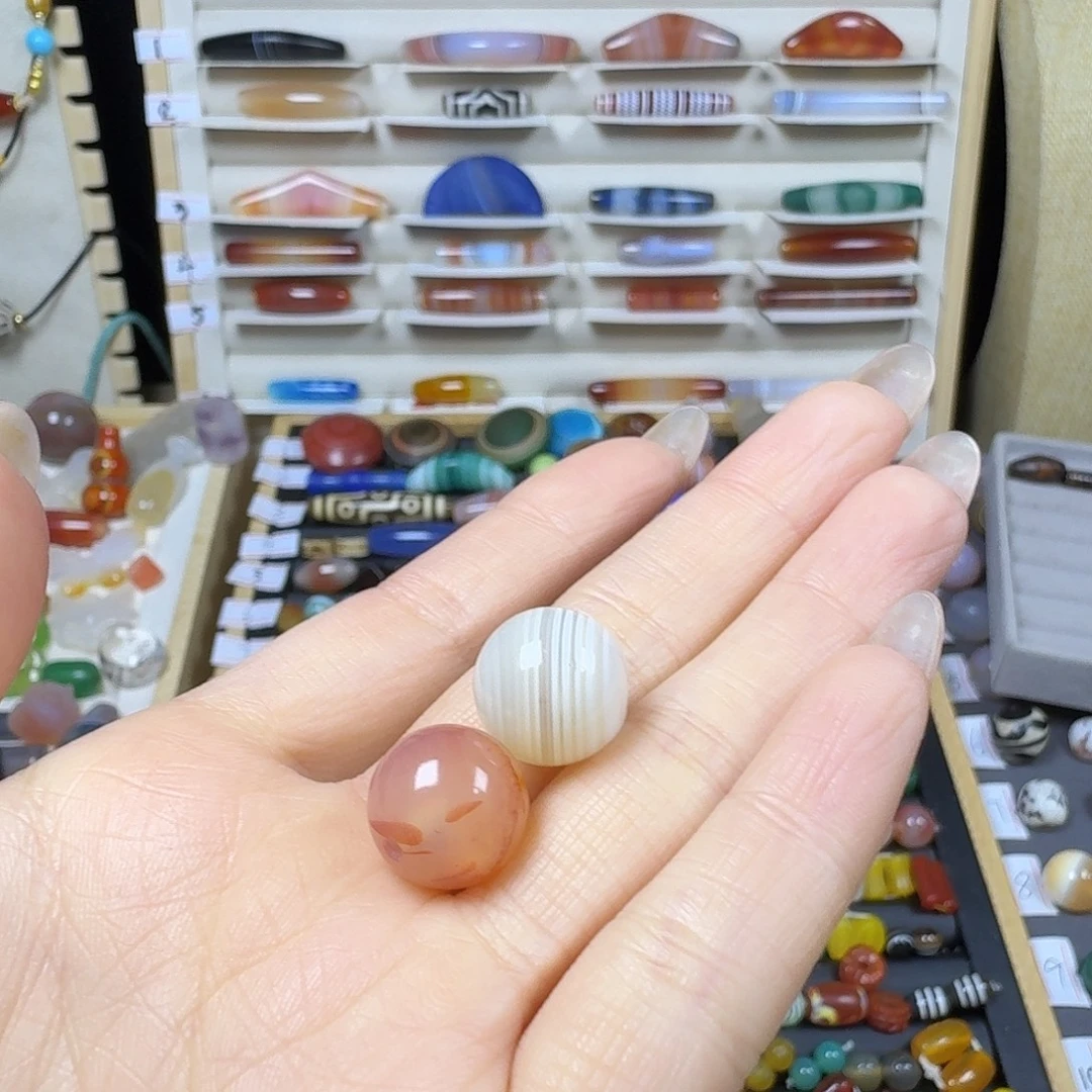 紫***霞玛瑙/玉髓未镶嵌天然玛瑙