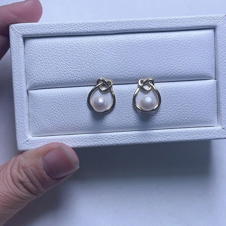 淡水珍珠耳饰合金