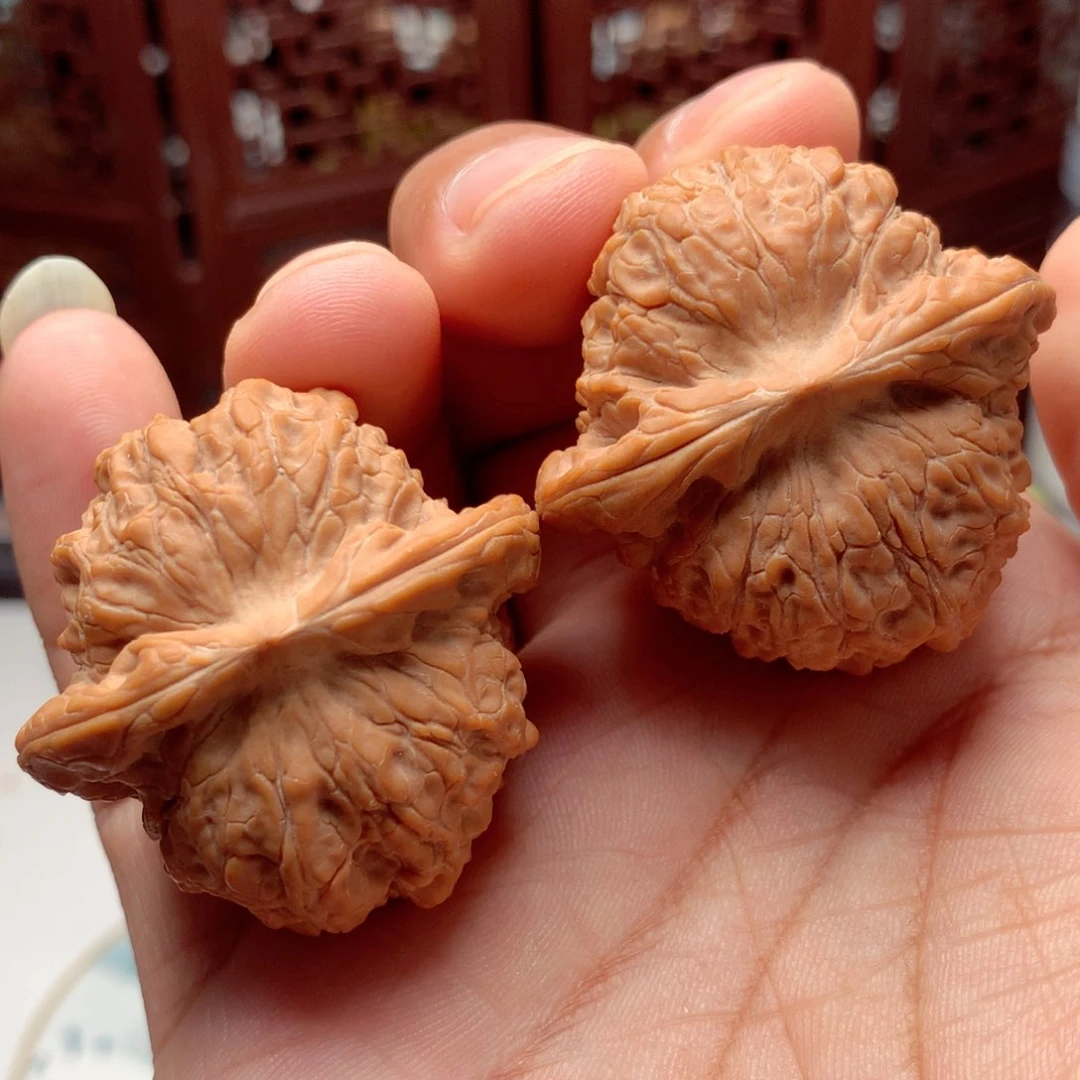 文玩核桃吊坠39巨重血麒麟10号