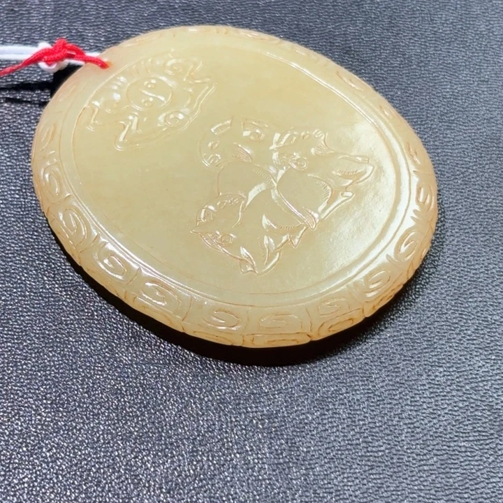 有***好和田玉未镶嵌挂件
