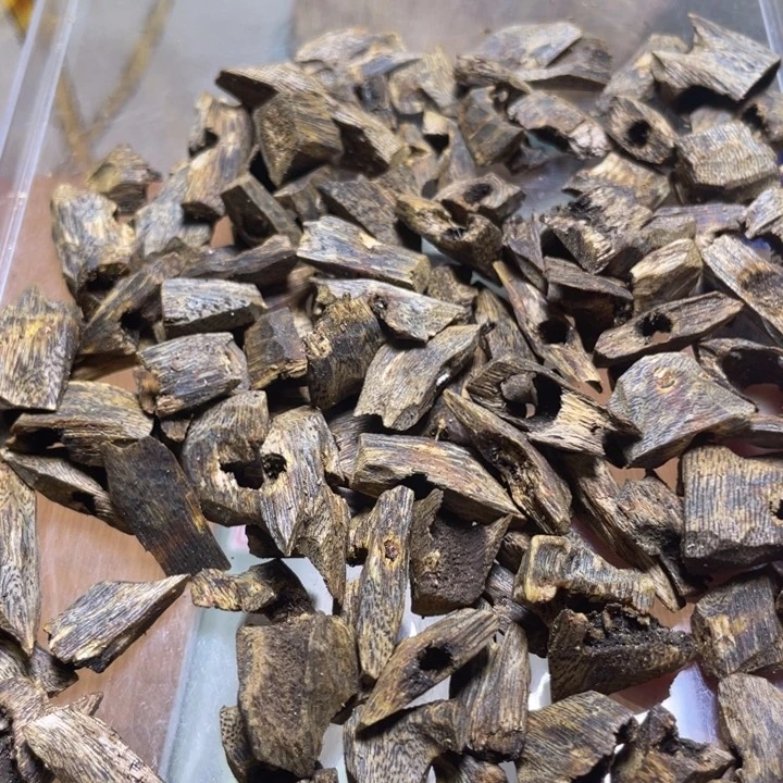 香榧木Z*Q海南种植莺歌绿奇楠碎料50g