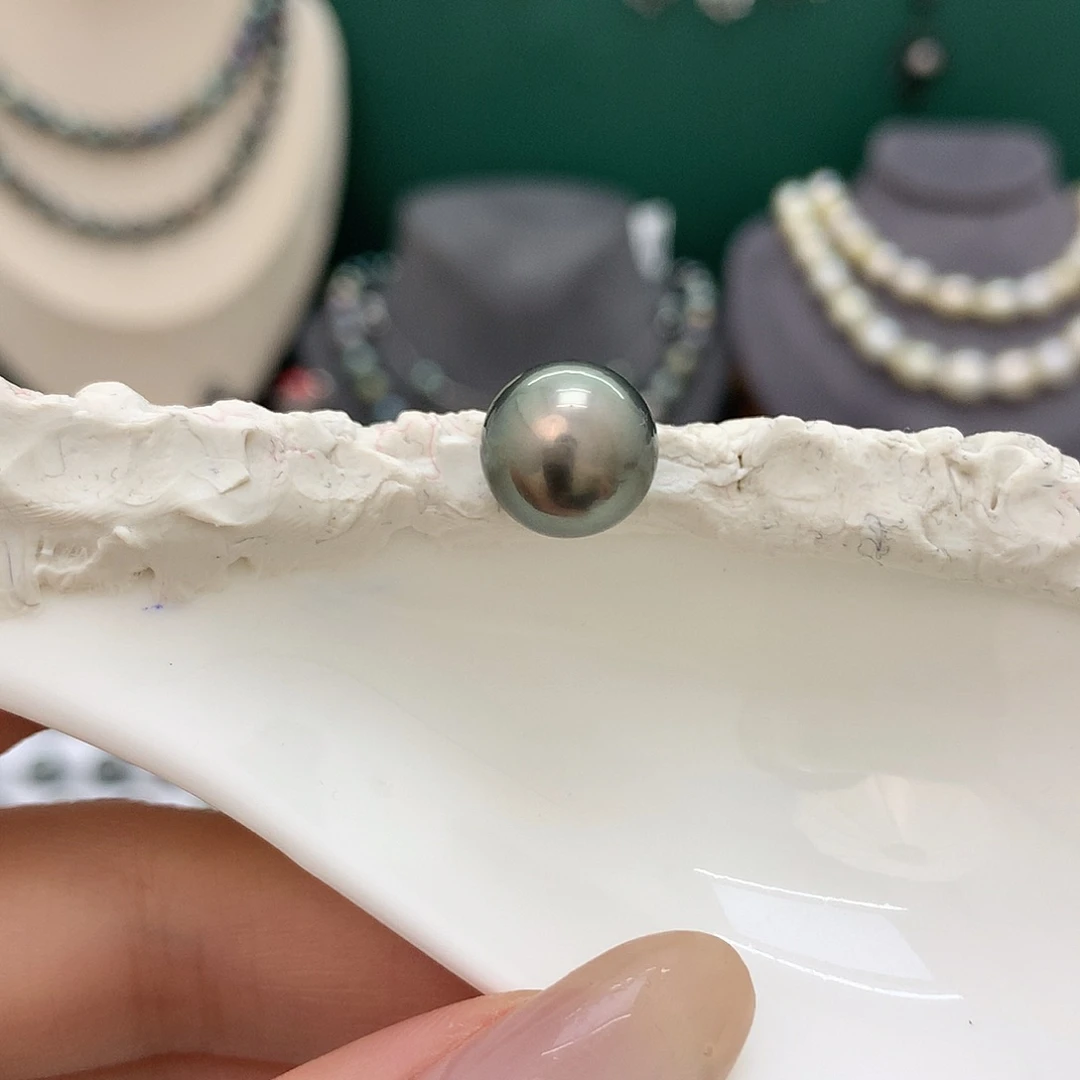 裸珠海水珍珠楚**然