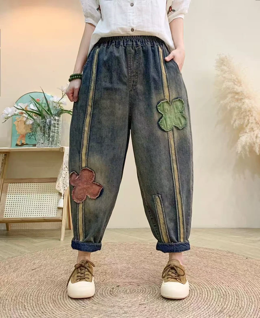 2025春款高货刺绣宽松厚款四叶草休闲松紧水洗哈伦裤牛仔大码