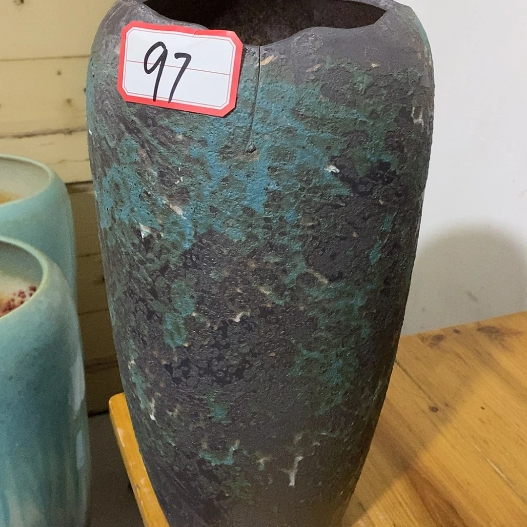 97号瑕疵缺口花瓶
