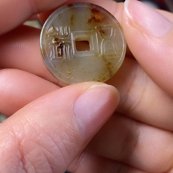 和田玉（糖玉）车挂未镶嵌?**林