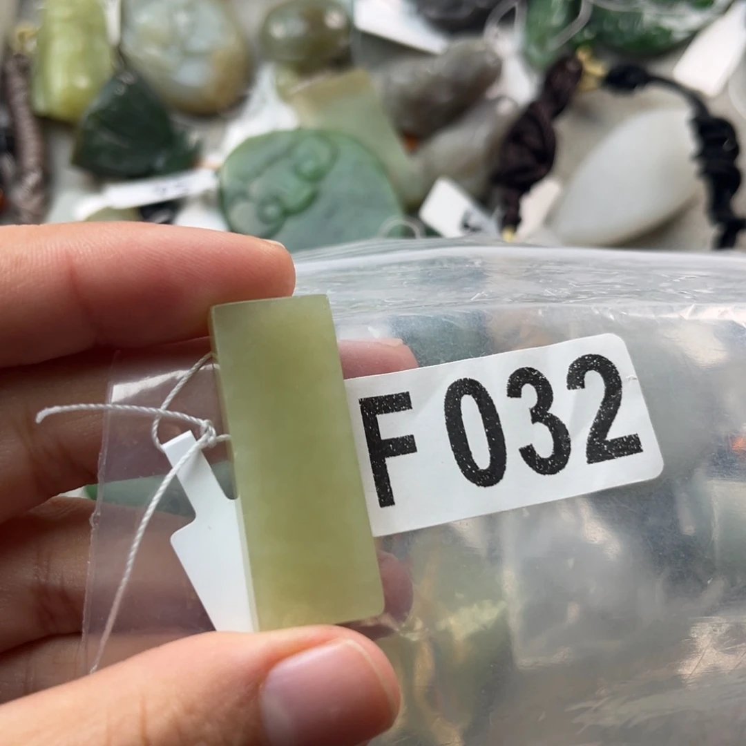 和田玉未镶嵌珠宝奇石