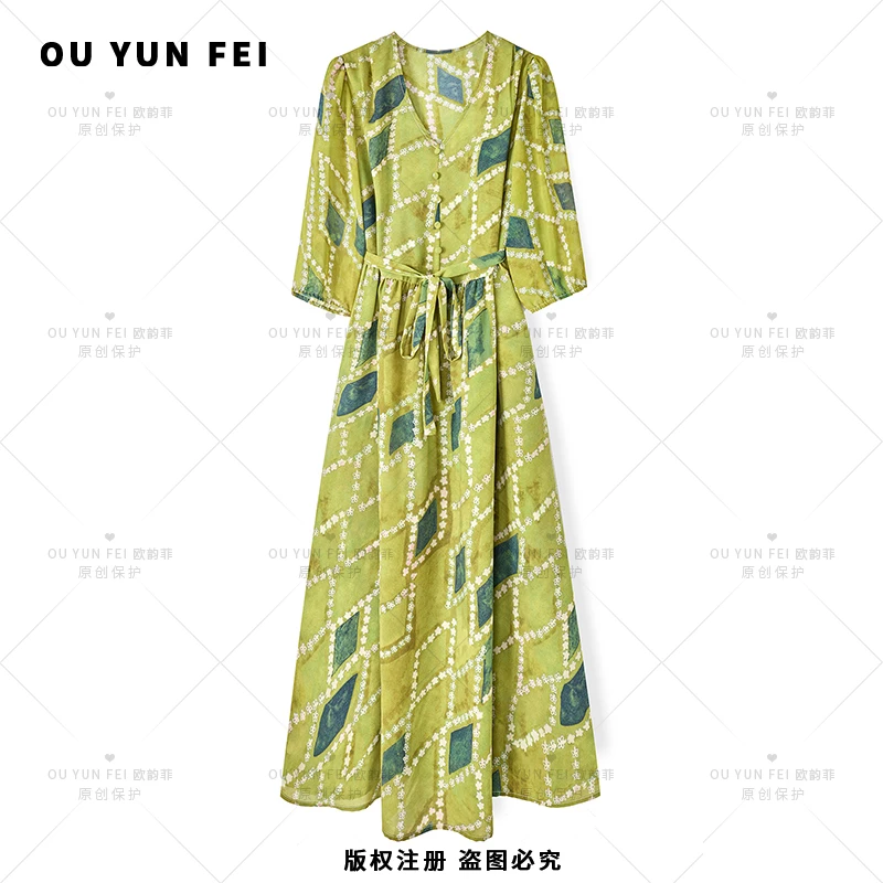 高级感连衣裙女新款气质显瘦穿搭时尚洋气印花长裙AB1016