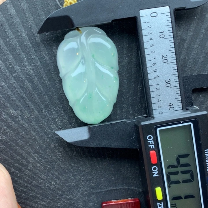 石英质玉颈饰未镶嵌