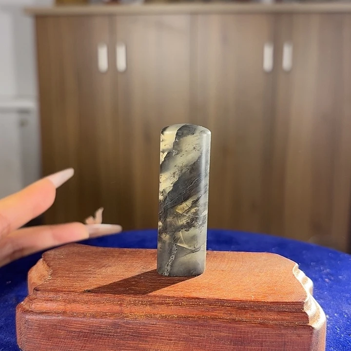 昌化石昌化水墨冻