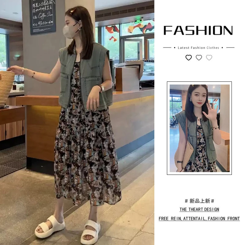 爆款浅蓝色牛仔马甲女外套新款春夏季设计感拉链开衫短款马夹上衣