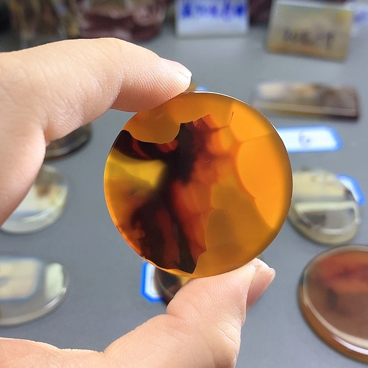 未镶嵌颈饰玛瑙/玉髓