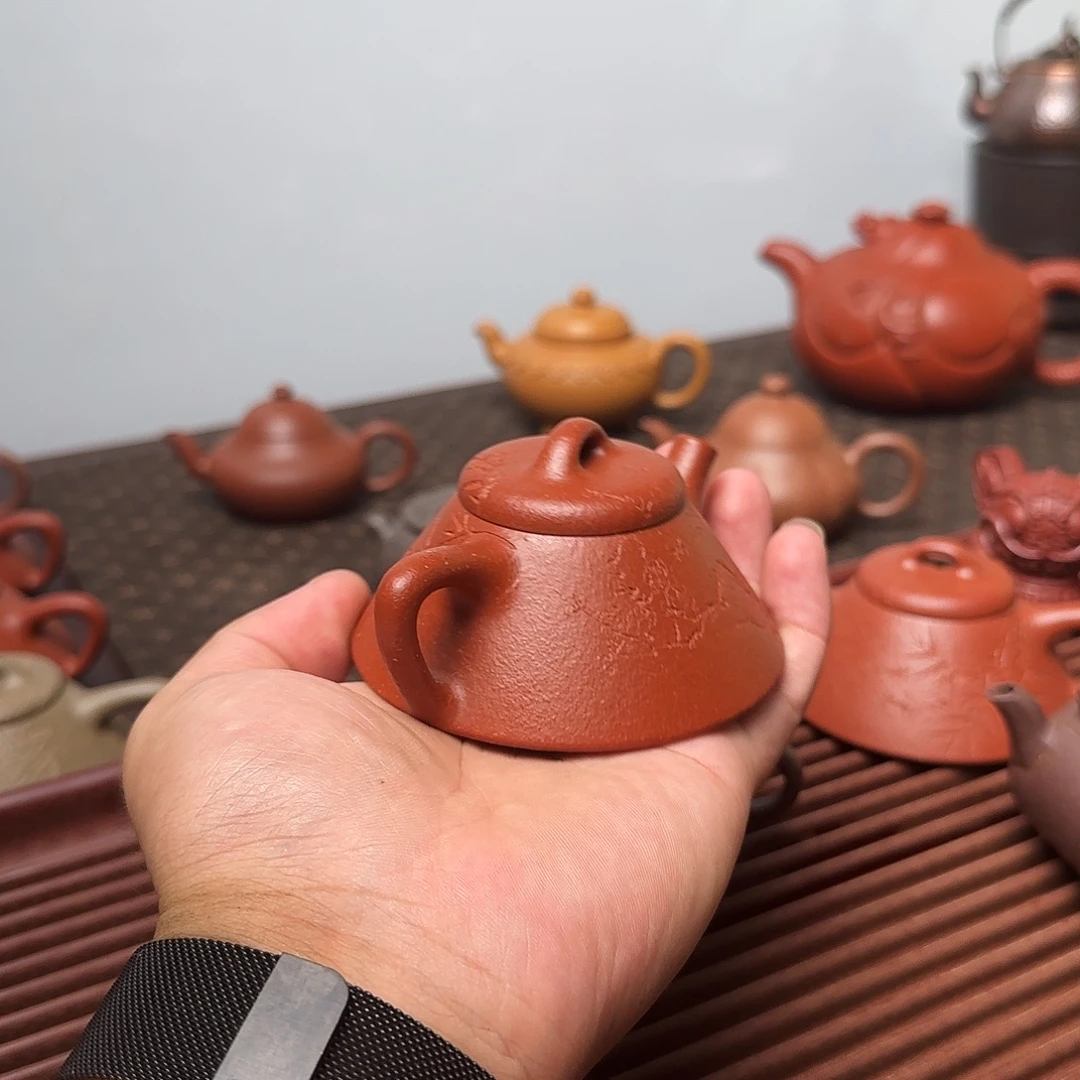 悦***悦茶壶紫砂新人福利价 纯红降坡小，小文瓢
