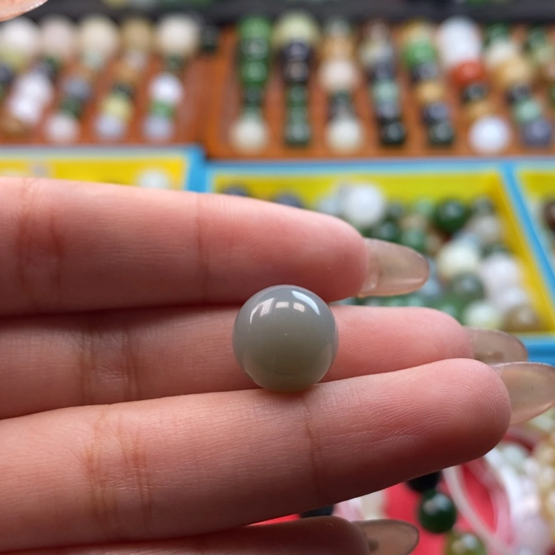 和田玉未镶嵌珠宝奇石福利肉底青花单珠z12