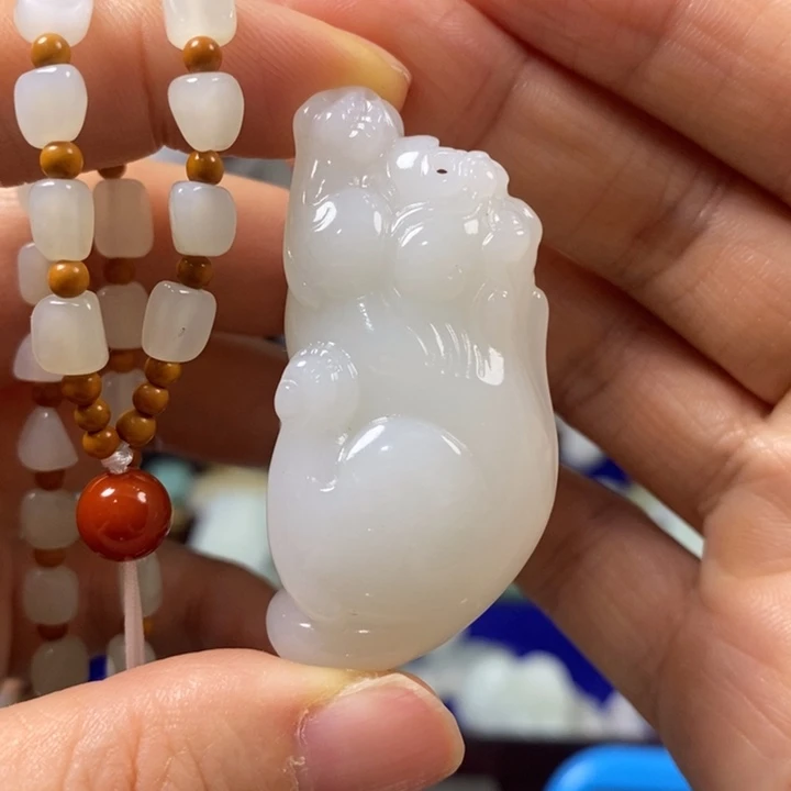 和田玉挂件未镶嵌逸**飘