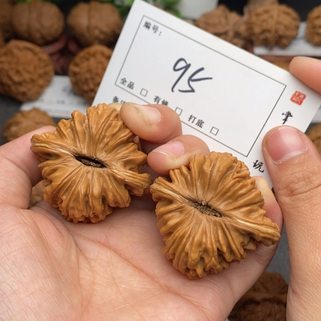 吊坠文玩核桃46楼子95