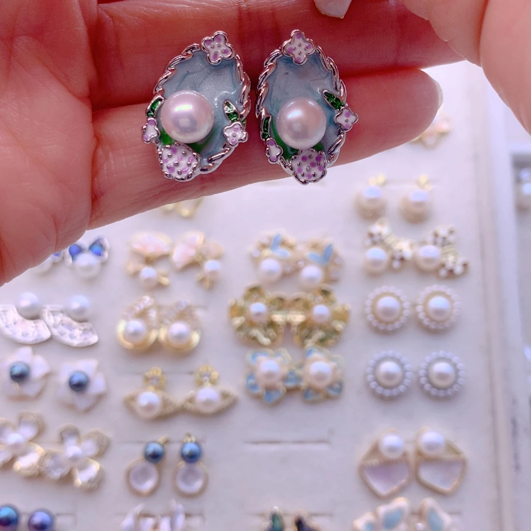 淡水珍珠合金耳饰