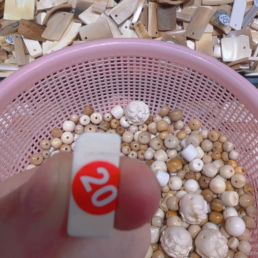 泥塑张*森工艺品工艺品