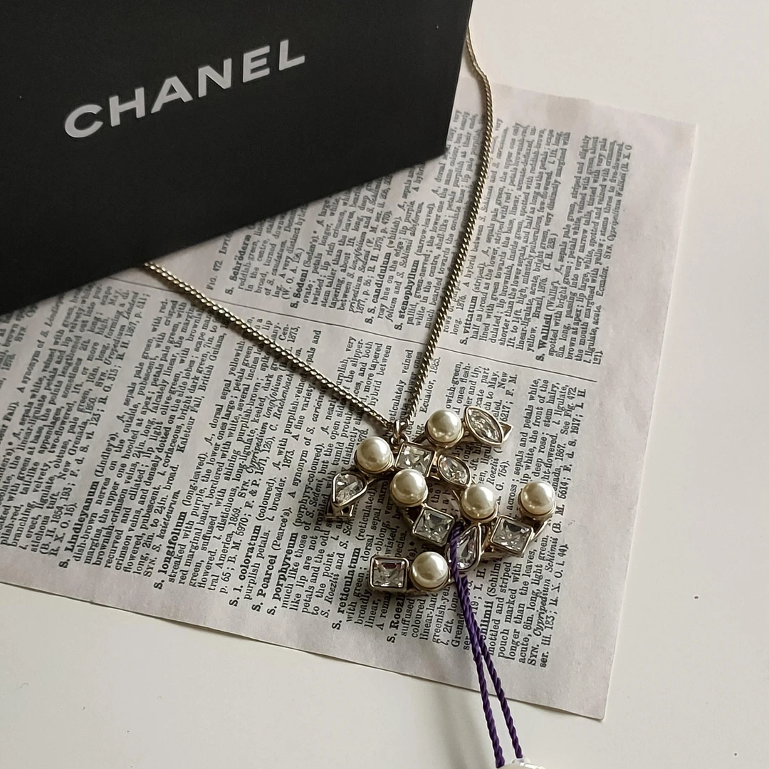 95新 Chanel/香奈儿 Azul - 浅金色珍珠水钻大双C项链 40729