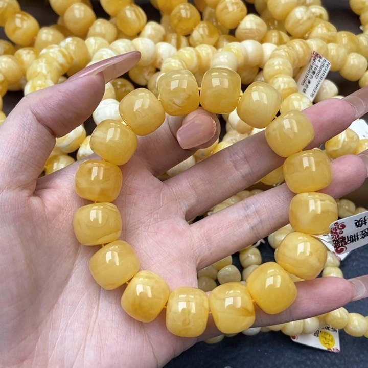 琥珀未镶嵌珠宝奇石15