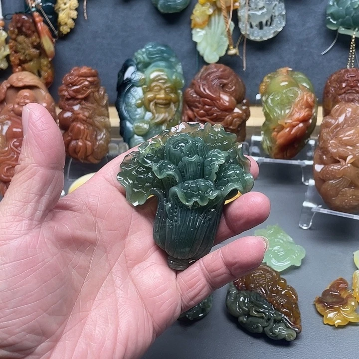 蛇纹石玉未镶嵌手把件