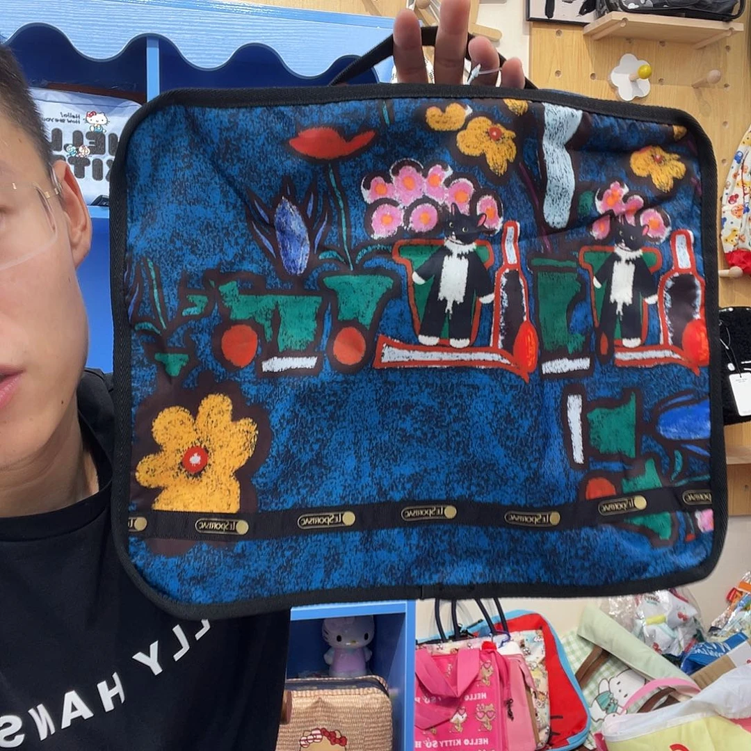 PU化妆包等产品和产品