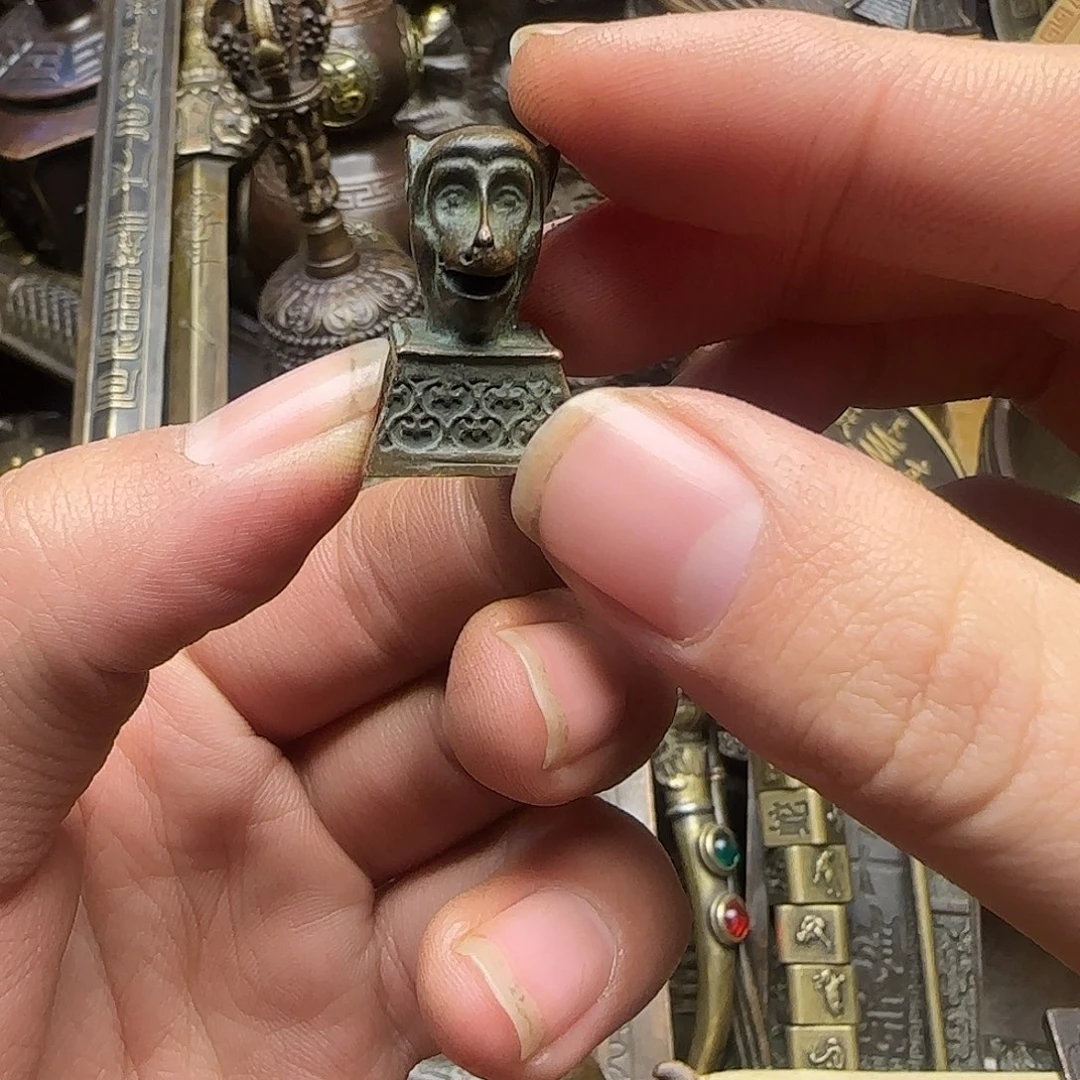 铜铜铜铜吞吞吐吐