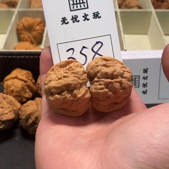 文玩核桃吊坠蛤蟆