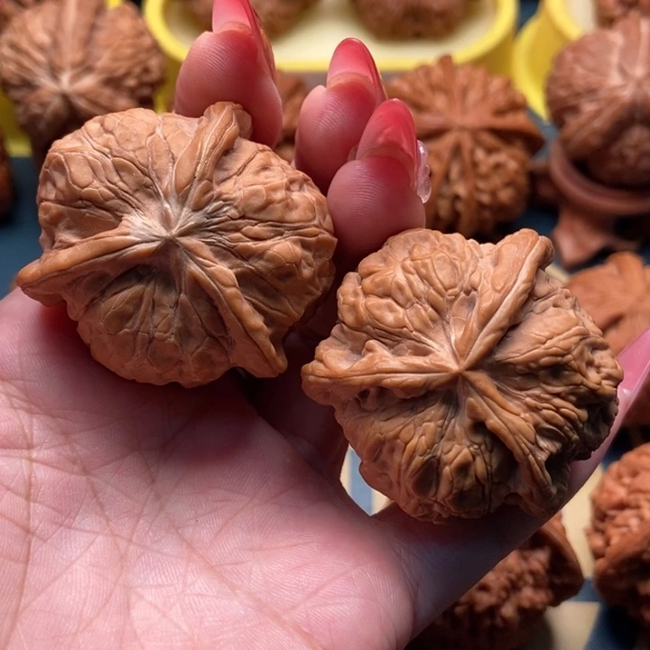 文玩核桃把件南瓜墩三棱正奔全品42