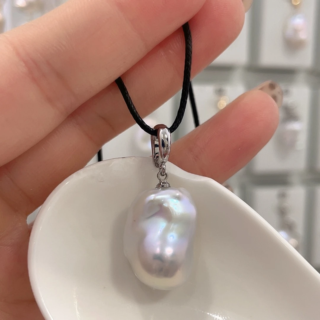 颈饰未镶嵌淡水珍珠