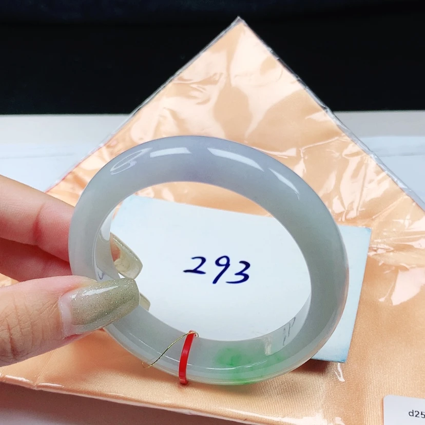 【闪购商品】翡翠手镯未镶嵌 正圈53+