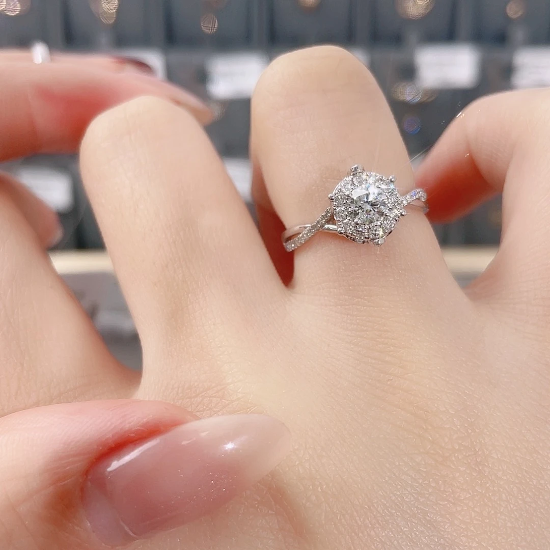 天然钻石戒指/指环18K金镶嵌DS24100120